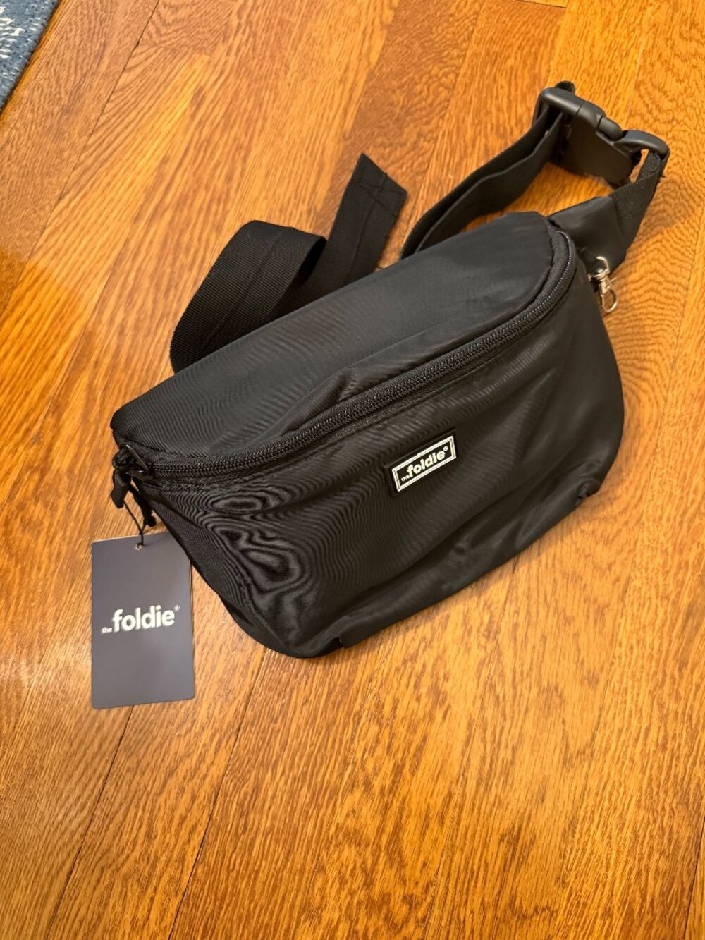 NWT The Foldie® Crossbody in black